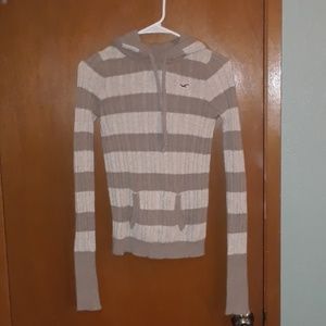 Hollister pullover sweater